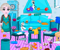 Baby Elsa Kitten Room Cleaning
